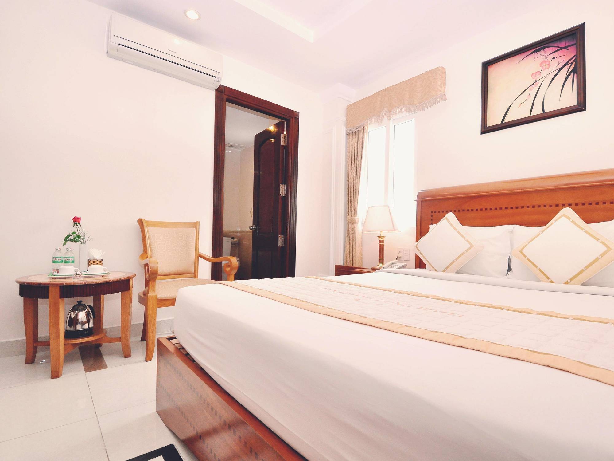 Tan Hoang Long Hotel Cidade de Ho Chi Minh Exterior foto